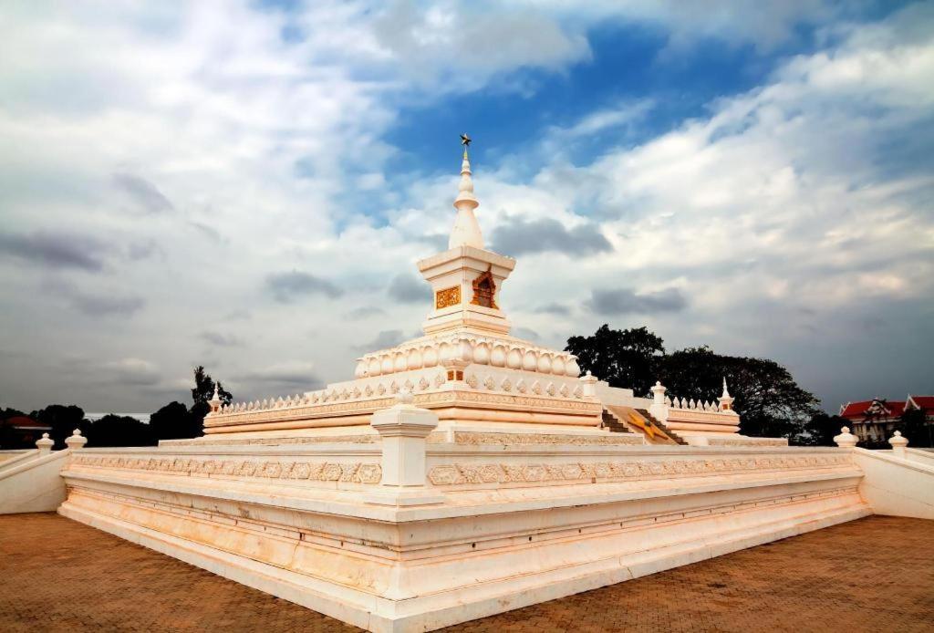 Continental Plaza Vientiane Hotel Ban Nongdouang Exterior photo